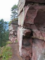  (C) 2005 by G. Doczkal, 
Felsen, 
Fünf-Burgen-Tour, 
Elsass, Frankreich