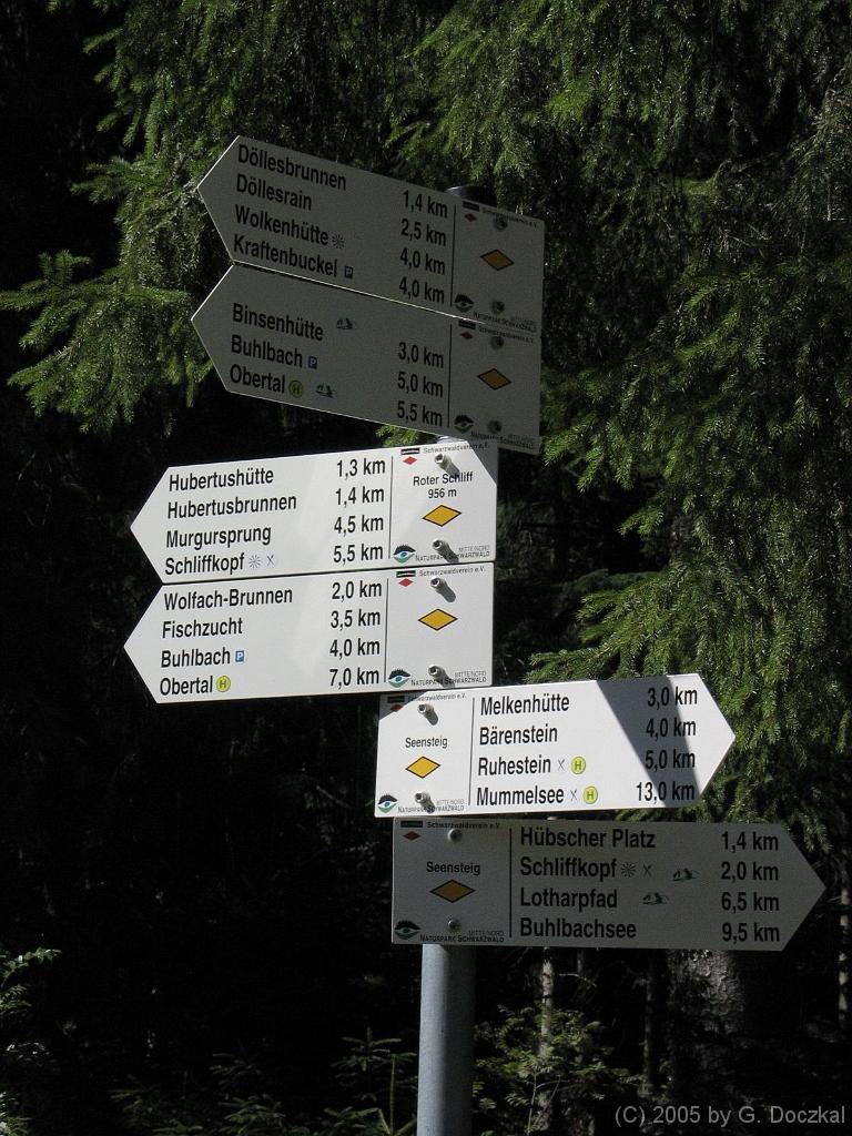 20050829-112133-7
