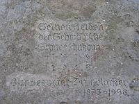  (C) 2005 by G. Doczkal, 
Gedenkstein am Schliffkopf, 
Tour zum Lotharpfad, 
Schwarzwald bei Schliffkopf, Baden-Württemberg, Germany