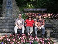  (C) 2007 by M. Heilbrunner, 
Am Schoferdenkmal, 
Büchelbachrundweg, 
Bühlertal, Baden-Württemberg, Germany