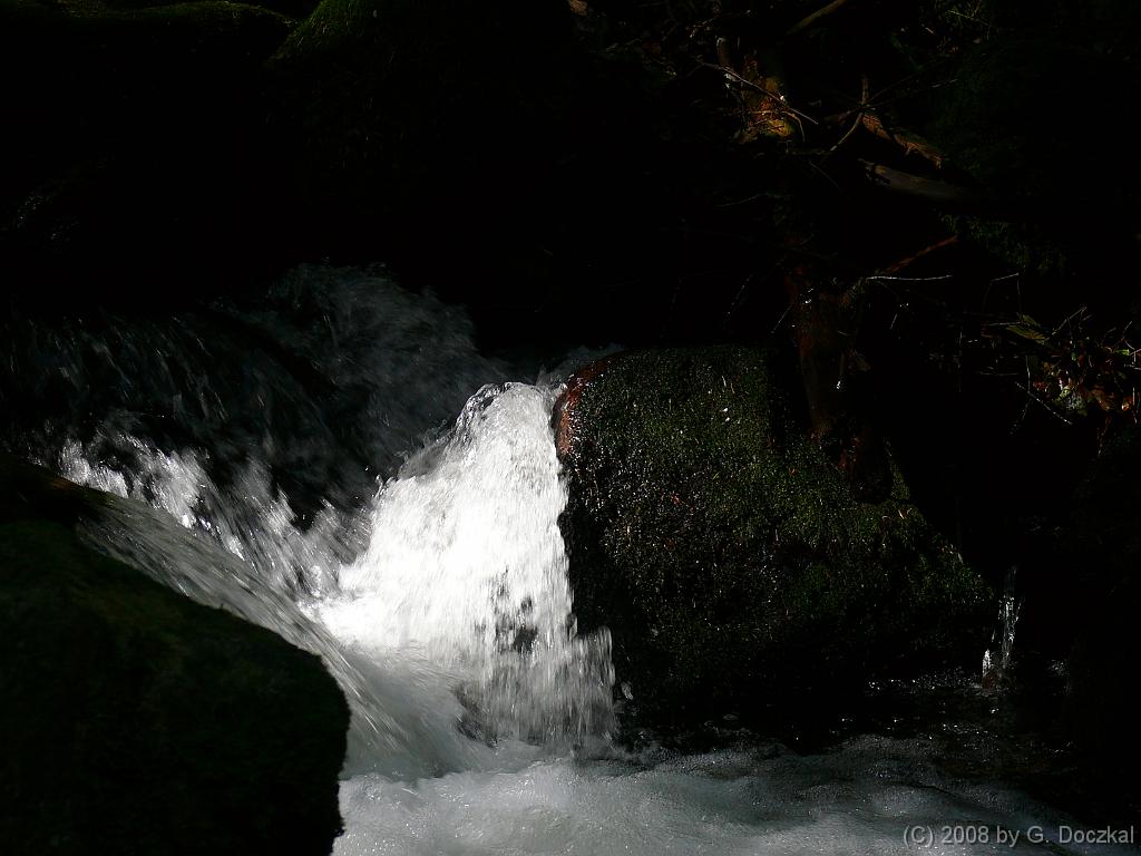 20080821-102727-32