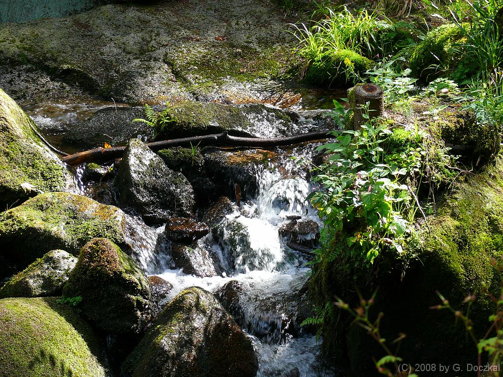 20080821-105941-115