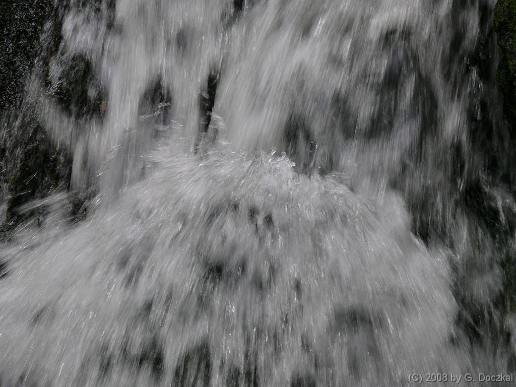 20080821-110605-145